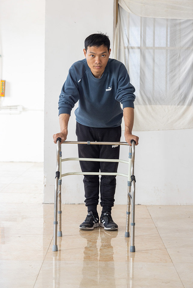 普通折疊扭動助行器（半不銹鋼）